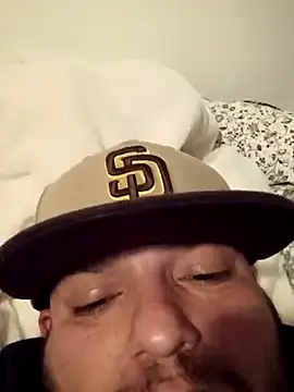 Snapshot of valleyoneofakind chatting on January 16, 2026, 3:54 am valleyoneofakind online show from January 16, 2026, 3:54 am