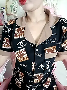    Erin    online show from January 7, 2025, 2:42 am