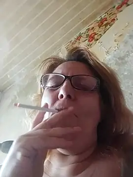 Forest-Lady online show from April 12, 2026, 11:37 am