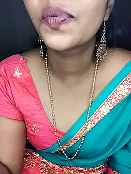 Snapshot of hotlovelygirl chatting on September 23, 2025, 5:38 pm hotlovelygirl online show from September 23, 2025, 5:38 pm