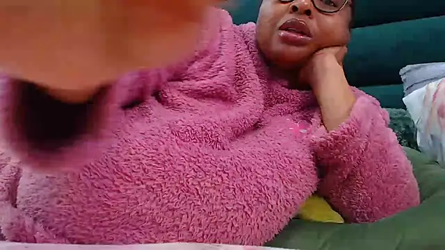 Snapshot of GoddessTitts chatting on May 13, 2026, 2:14 pm GoddessTitts online show from May 13, 2026, 2:14 pm