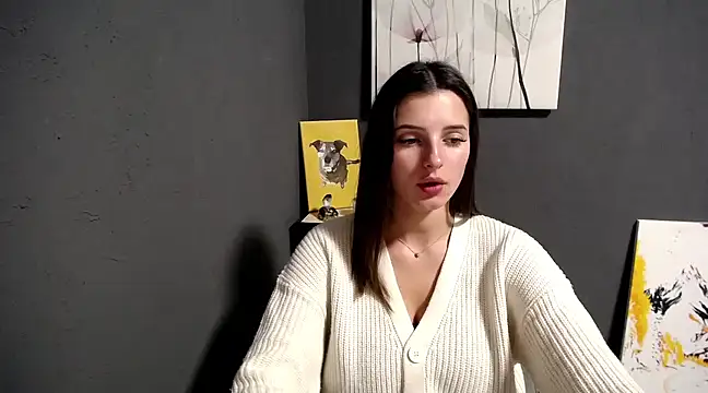 lady olivia  online show from February 19, 2025, 3:27 pm