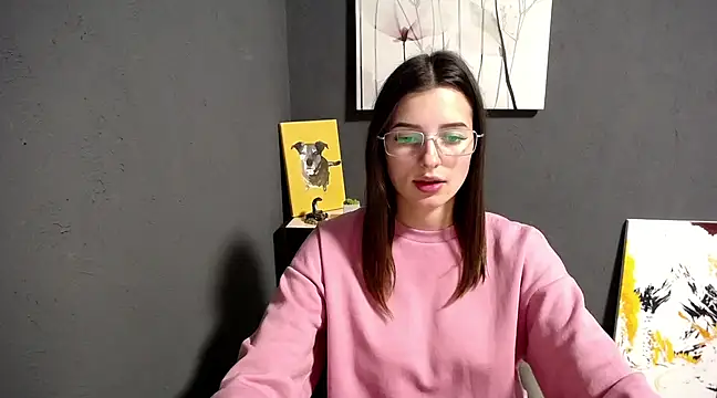 lady olivia  online show from February 20, 2025, 1:30 pm