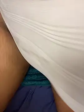 Queenboobs61 online show from June 27, 2026, 4:12 pm