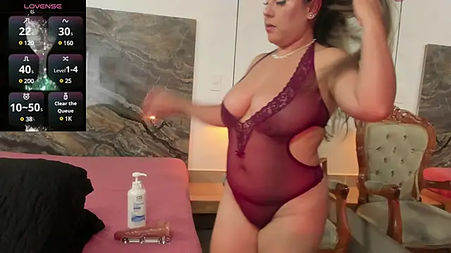 Alisson zambrano online show from February 7, 2025, 8:20 pm