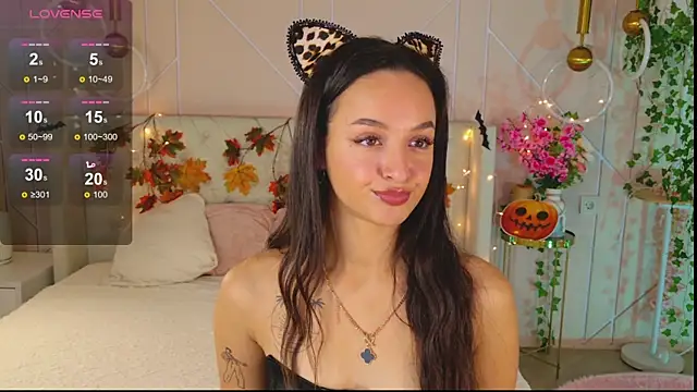 Lolly Neal online show from October 28, 2025, 5:00 am