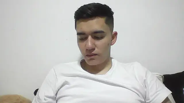 Estebitan vm online show from December 3, 2025, 4:09 am