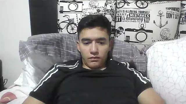 Estebitan vm online show from February 6, 2026, 6:29 am