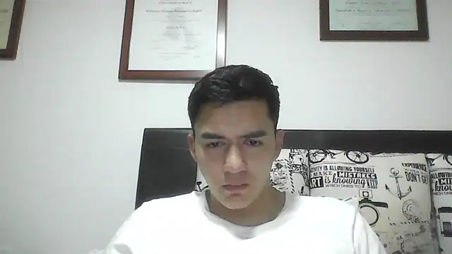 Estebitan vm online show from April 7, 2026, 4:24 am