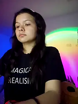 Snapshot of azumiichan chatting on January 24, 2025, 3:54 am azumiichan online show from January 24, 2025, 3:54 am