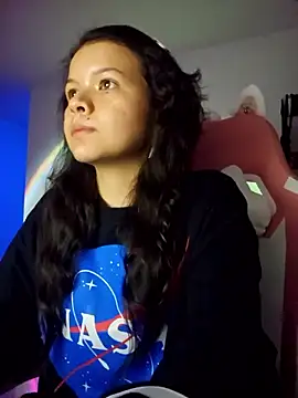 Snapshot of azumiichan chatting on February 8, 2025, 4:03 am azumiichan online show from February 8, 2025, 4:03 am