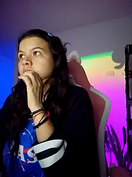 Snapshot of azumiichan chatting on February 27, 2025, 3:47 am azumiichan online show from February 27, 2025, 3:47 am