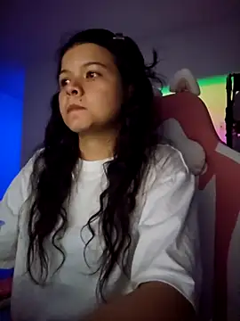 Snapshot of azumiichan chatting on March 7, 2025, 3:40 am azumiichan online show from March 7, 2025, 3:40 am