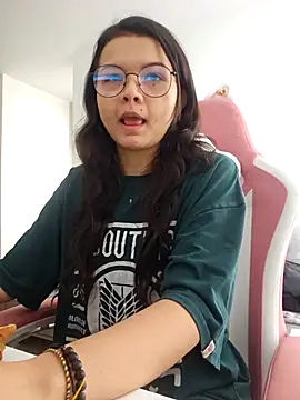 Snapshot of azumiichan chatting on September 15, 2025, 9:37 pm azumiichan online show from September 15, 2025, 9:37 pm