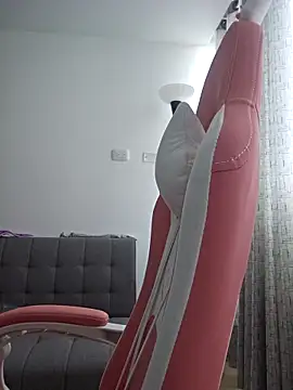 Snapshot of azumiichan chatting on September 18, 2025, 2:30 pm azumiichan online show from September 18, 2025, 2:30 pm