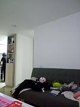 Snapshot of azumiichan chatting on October 31, 2025, 12:00 am azumiichan online show from October 31, 2025, 12:00 am