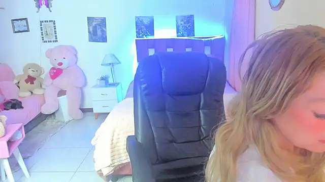 arisha katy1 online show from October 17, 2025, 10:12 pm