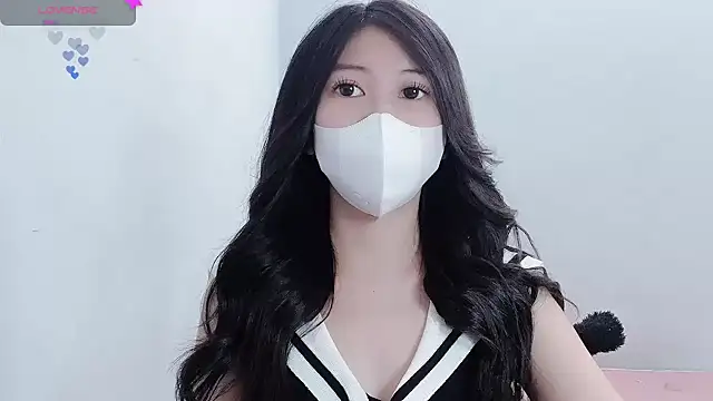 tanhxiu online show from October 1, 2025, 1:39 pm