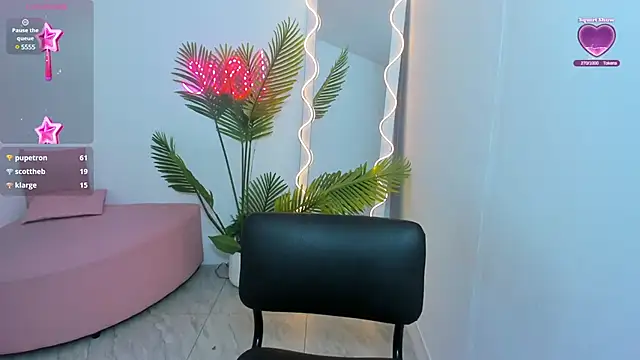 Chiara tay online show from January 15, 2025, 8:30 am