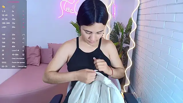 Chiara tay online show from March 11, 2025, 4:21 am