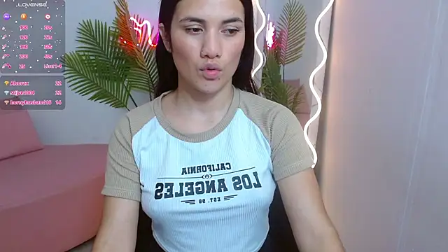 Chiara tay online show from March 20, 2025, 9:15 am