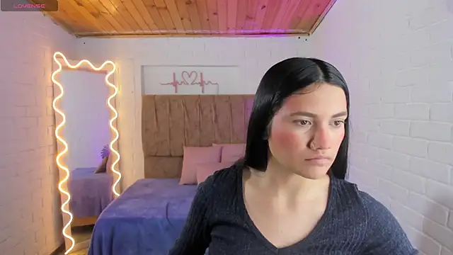 Chiara tay online show from October 9, 2025, 7:23 pm