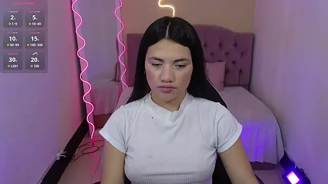 Chiara tay online show from November 23, 2025, 3:06 am