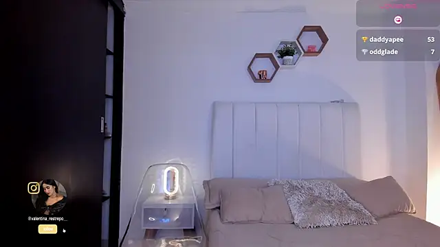 Madison evans1 online show from September 13, 2025, 4:12 am