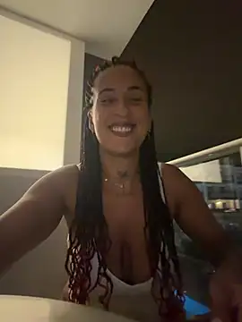 Snapshot of CarolaDrago chatting on July 24, 2026, 10:19 pm CarolaDrago online show from July 24, 2026, 10:19 pm