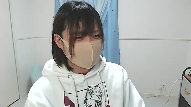 Snapshot of MEI--55 chatting on January 4, 2025, 9:10 am MEI--55 online show from January 4, 2025, 9:10 am
