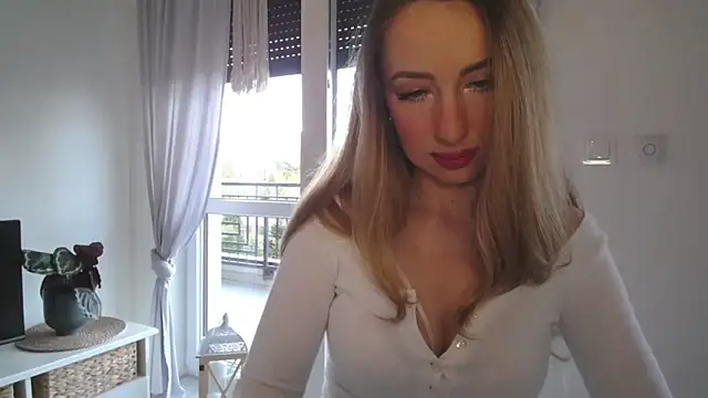 JulietteDiamond online show from September 12, 2025, 2:17 pm