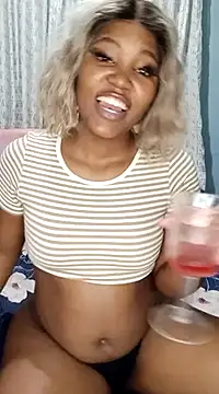 charmainexxx online show from March 1, 2025, 4:54 pm