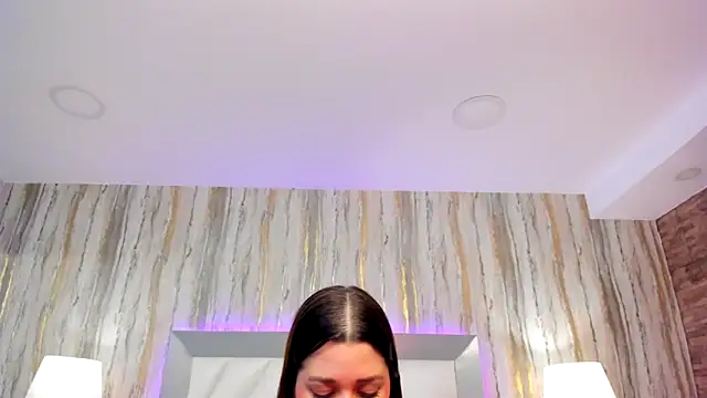 SophiaLaurens online show from February 10, 2025, 10:09 pm