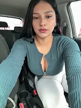 Snapshot of sarasoto_1 chatting on February 4, 2025, 6:49 pm sarasoto 1 online show from February 4, 2025, 6:49 pm