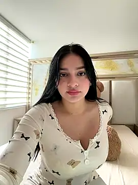 Snapshot of sarasoto_1 chatting on December 17, 2025, 7:42 pm sarasoto 1 online show from December 17, 2025, 7:42 pm