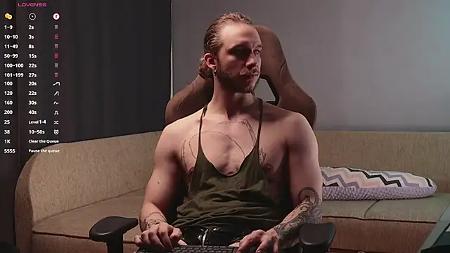 pleasure8869 online show from December 30, 2024, 7:04 am