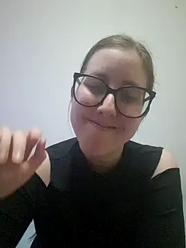 Snapshot of Sarah459 chatting on July 22, 2026, 10:23 pm Sarah459 online show from July 22, 2026, 10:23 pm