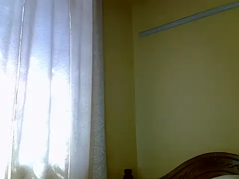 Oliviia  online show from January 8, 2025, 8:27 am