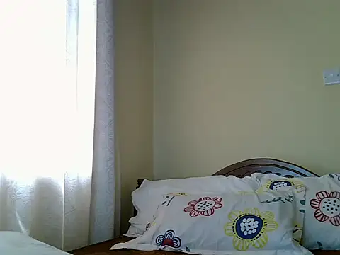 Oliviia  online show from January 10, 2025, 9:02 am