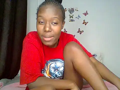 Oliviia  online show from October 17, 2025, 6:10 pm