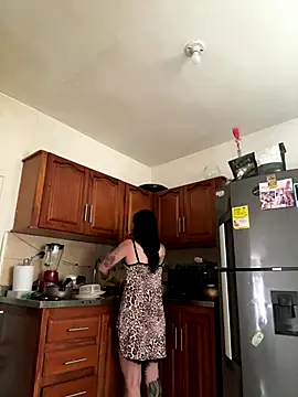 msschloee  online show from January 5, 2026, 5:38 pm