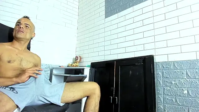 GeorgeZarrate online show from April 9, 2026, 4:23 pm