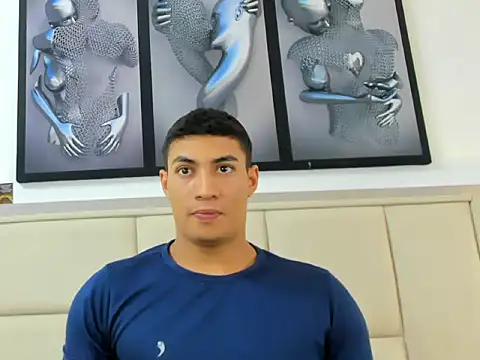 angel adamx online show from September 12, 2025, 7:47 pm