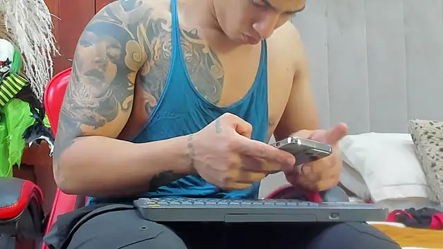 angel adamx online show from October 24, 2025, 3:25 am