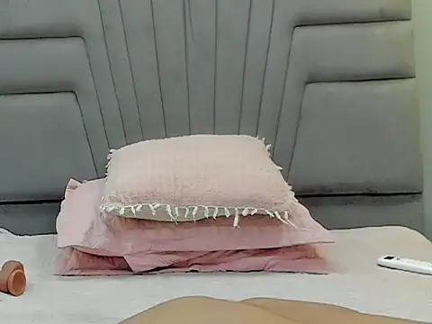 angel adamx online show from October 29, 2025, 3:20 am