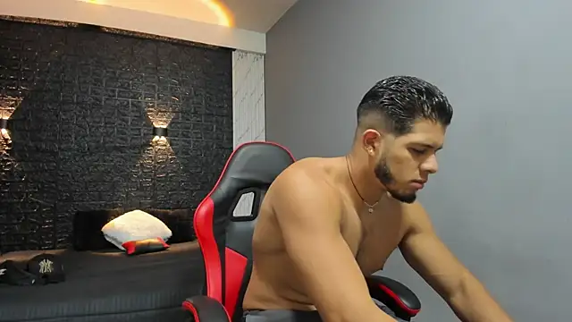 taurus boy1 online show from November 5, 2025, 10:48 am