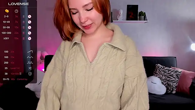 Snapshot of LanaBlu_ chatting on March 10, 2025, 8:37 am LanaBlu online show from March 10, 2025, 8:37 am