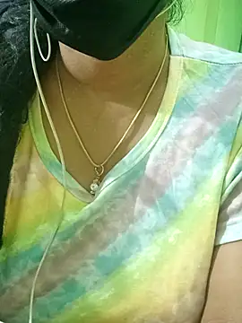 Aishu-tamil09 online show from February 13, 2025, 8:13 pm