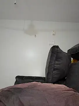 korah01 online show from February 15, 2025, 4:34 pm