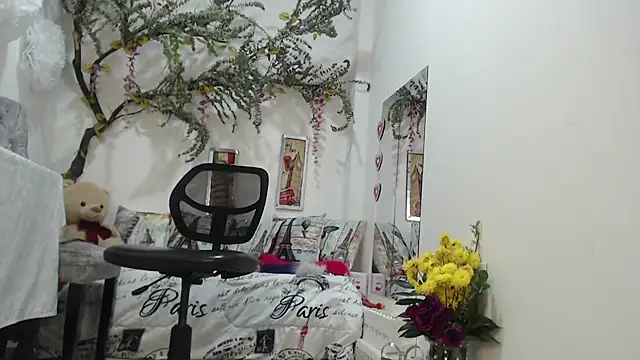 Snapshot of Jadeee_ chatting on February 27, 2025, 4:31 am Jadeee online show from February 27, 2025, 4:31 am